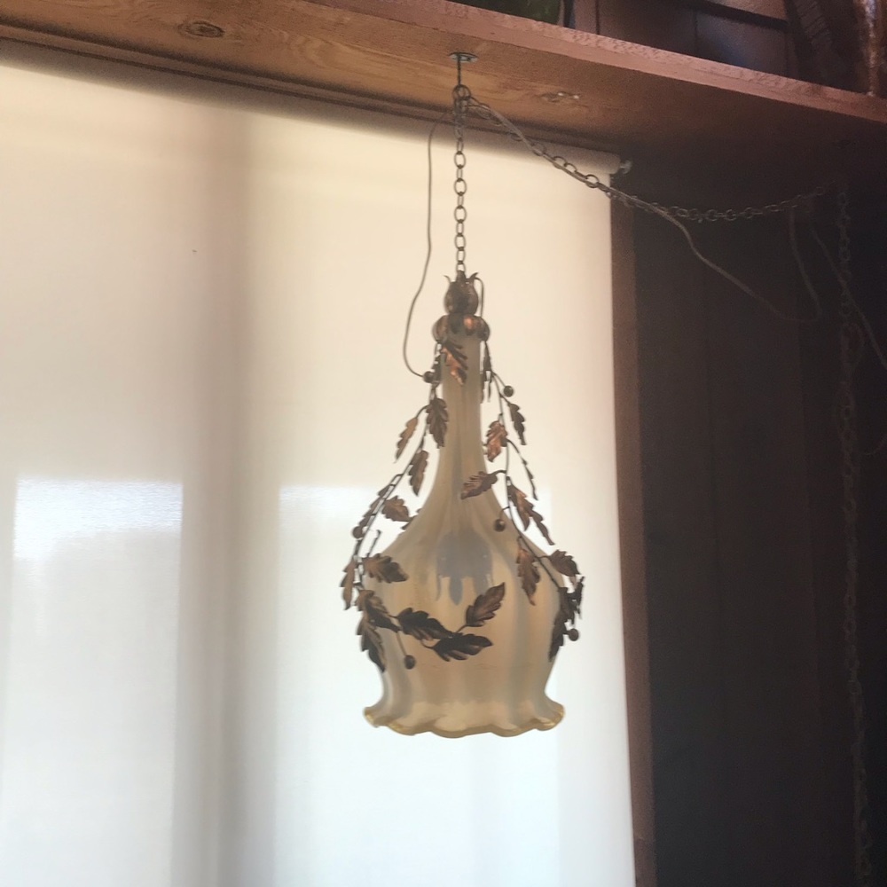 Swag lamp
